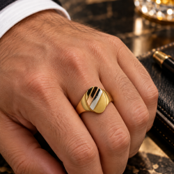 Pre Owned 18ct Signet Ring ZC39